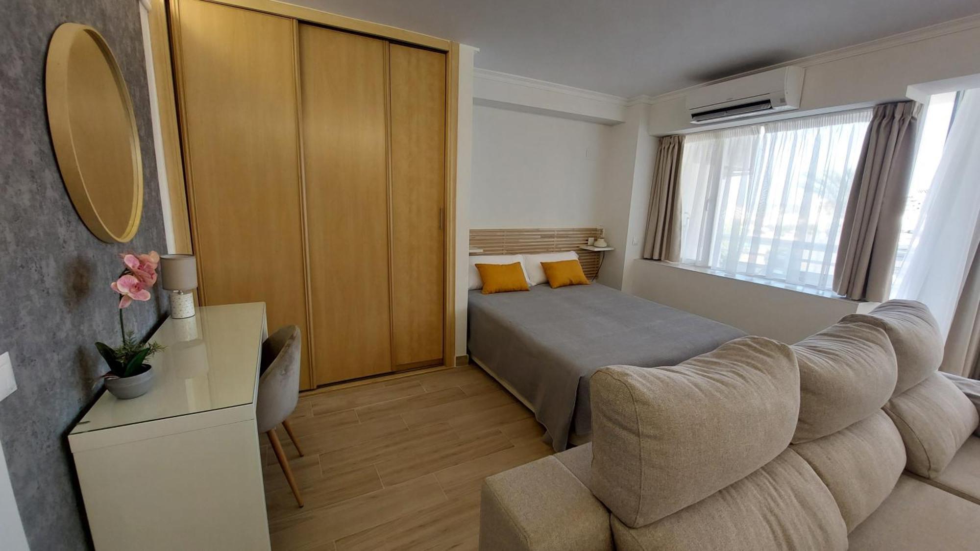 Blonzu Camboya Apartment Torremolinos Ngoại thất bức ảnh